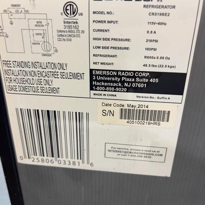 Mini Fridge, Black - EMERSON 
