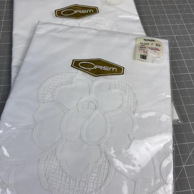 Swiss Braid Embroidery NEW Pillow SHAMS 