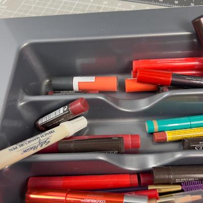 Mega Lip Color Plus, Tray Included