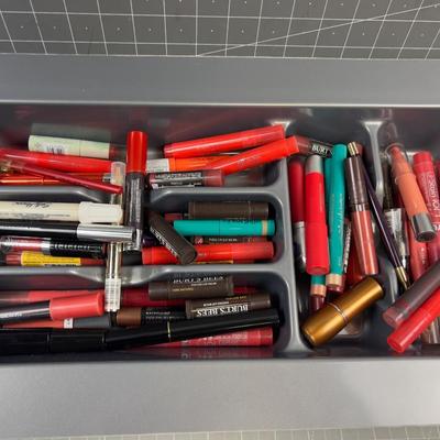 Mega Lip Color Plus, Tray Included