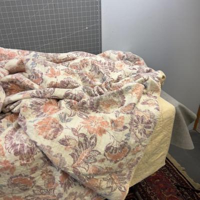 Full/Queen Cotton Quilt