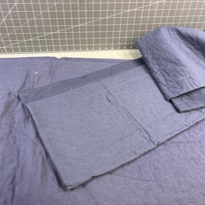 Queen Full Quilt set with Shams 