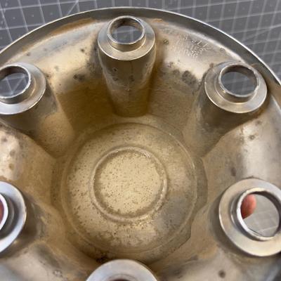 1990's 6 Lug Chevy Center Caps