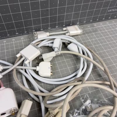 Mostly Apple Cables 