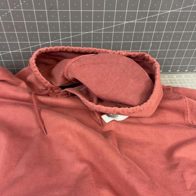 Carhartt 2 XL Hoodie, Logo, Brick Color  New with FLAWS 