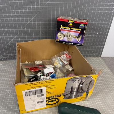Components Plugs and Boxes 