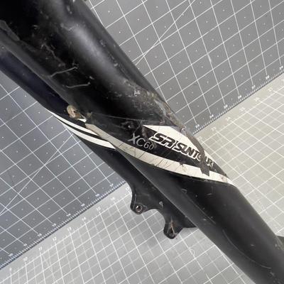 SR Sun Tour XC60 Bike Forks