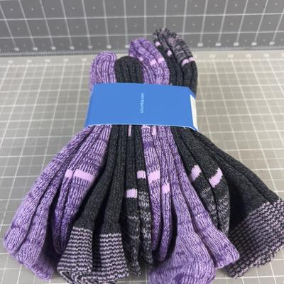 Columbia Women's Purple SOCKS New
