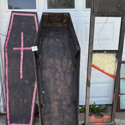 Halloween Coffin and Guillotine