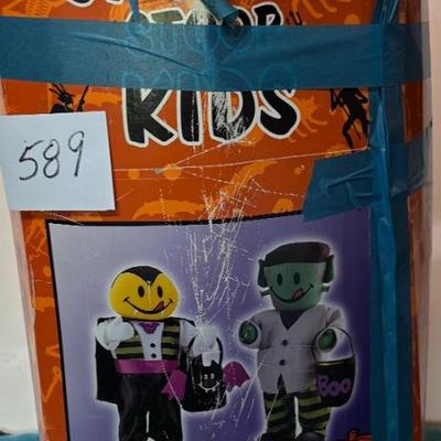 Halloween Spooky Stoop Kids