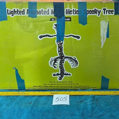 Lighted Animated Spooky Tree