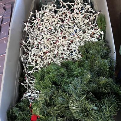 Christmas Light and Garland Tote