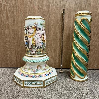 Sale Photo Thumbnail #47: Made in Italy. 2 pieces, both in good condition. Missing the pedestal cap piece, all 3 parts would be secured with the included threaded bolt.