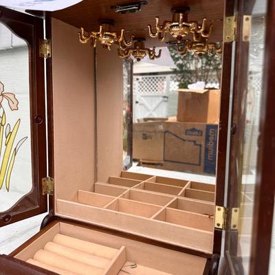 Small counter top Jewelry box
