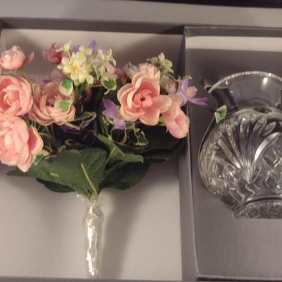Waterford Crystal 1998 Mother's Day Vase with Flowers