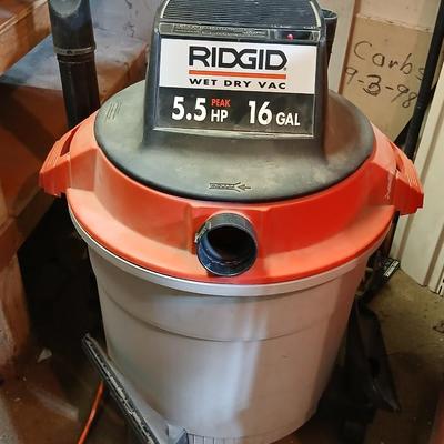 RIDGID Wet/Dry Vac – 5.5 Peak HP, 16-Gallon Capacity w/ Manual, Hose, and several Attachments