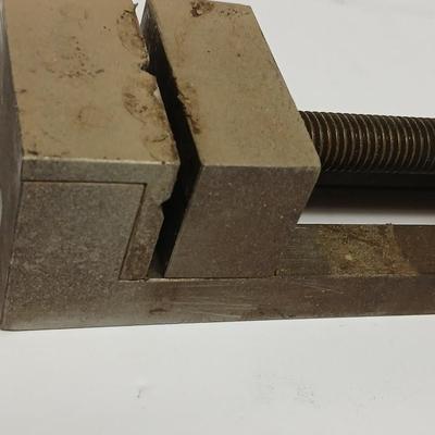 Small Precision Machinist Vise – Hardened Steel, Screw-Type, Vintage