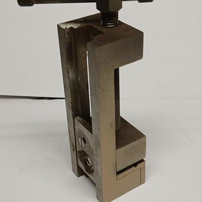 Small Precision Machinist Vise – Hardened Steel, Screw-Type, Vintage