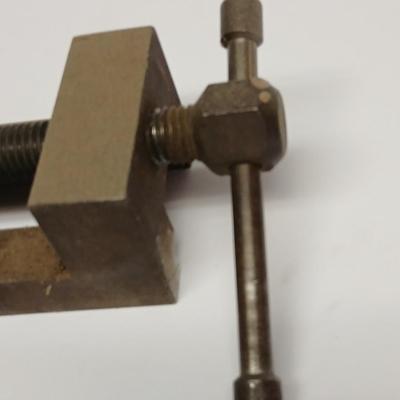 Small Precision Machinist Vise – Hardened Steel, Screw-Type, Vintage