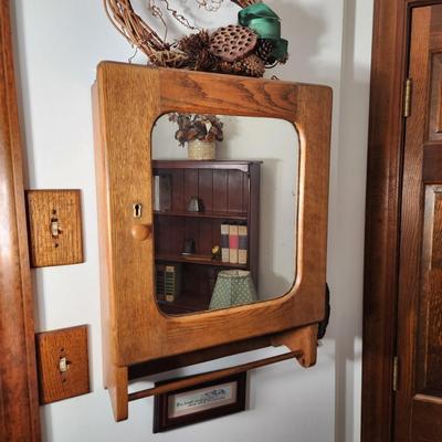 Vintage Oak Vanity Wall Cabinet w Mirror 14x7x23