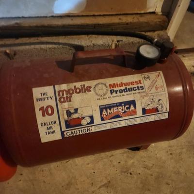 2 Gas Tanks & 10 Gallon Mobile Air Tank