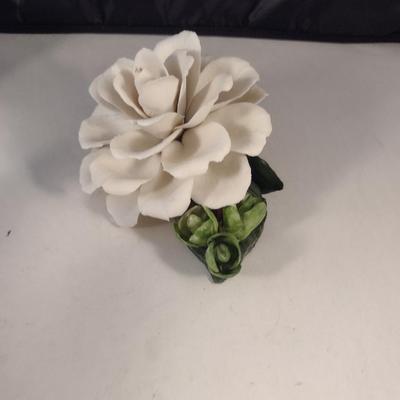 Napoleon Italian Porcelain Camelia Figurine- Approx 3" Tall, 6" Wide