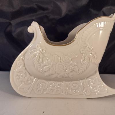 Vintage Lenox USA Porcelain 'The Winter Bouquet Sleigh'