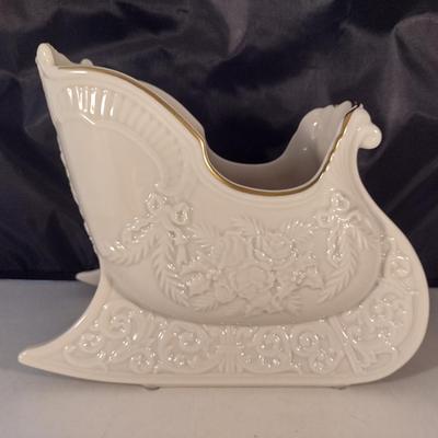 Vintage Lenox USA Porcelain 'The Winter Bouquet Sleigh'