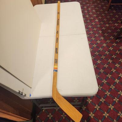 1978 Washington Capitals Signed Hockey Stick Victoriaville Promo Eastern Airlines, Grand Union , W. Bell Co.