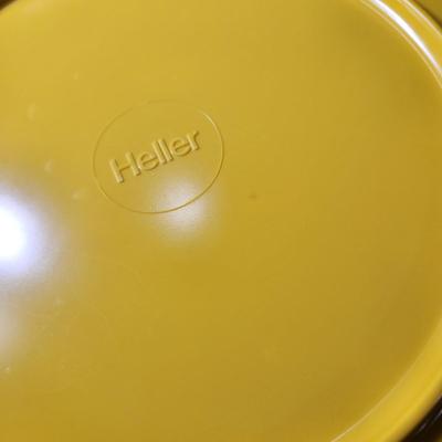 Lot of Vintage Heller Design Vignelli Dinnerware Melamine Plastic Stackable Yellow Set