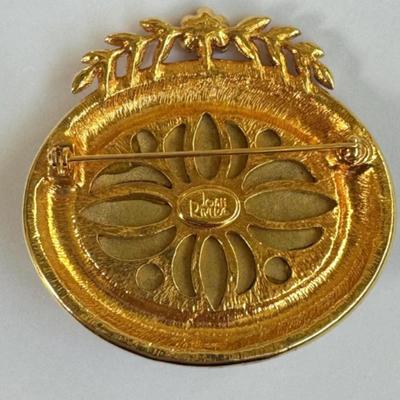 Joan Rivers Cameo Brooch