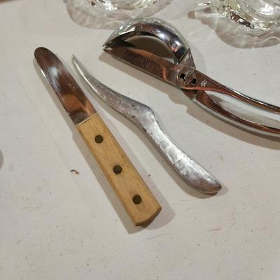 Glassbake Crab Imperial Dishes & Crab Picking Forks Oyster Knife