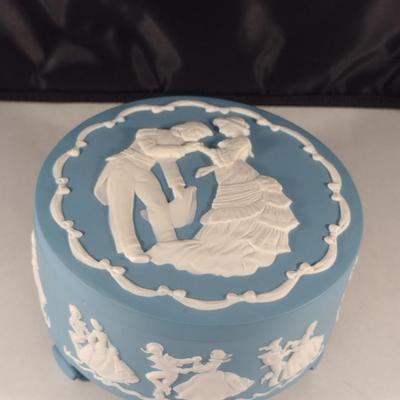 Vintage H.M.S. Pinafore Centennial Music Box by Franklin Porcelain