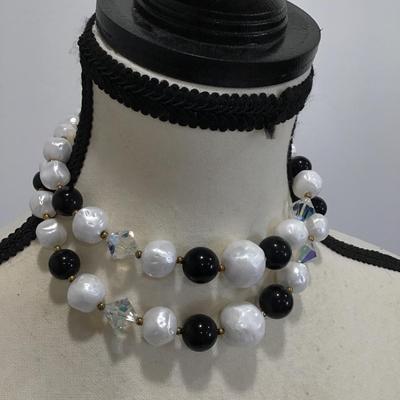 Vintage Gorgeous Collar Crystal AndFaux Bead Necklace