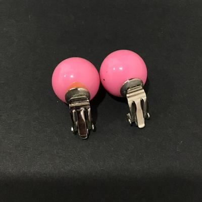 Cute vintage pink bubble gum, ball clip on earrings