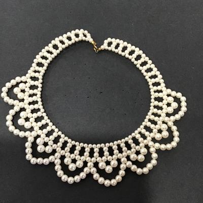 Faux Pearl Collar Necklace