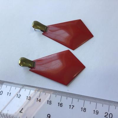 Vintage Brass Tone Red Metal Vintage Earrings