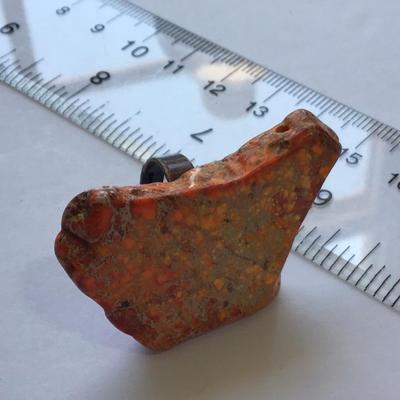 Stone Type Adjustable Ring statement