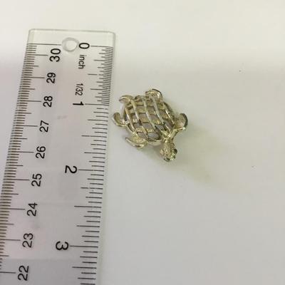 Vintage, gold, toned turtle pin/brooch has blemish wear