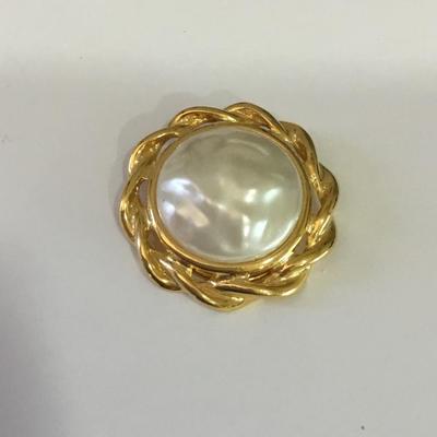 Vintage scarf clip