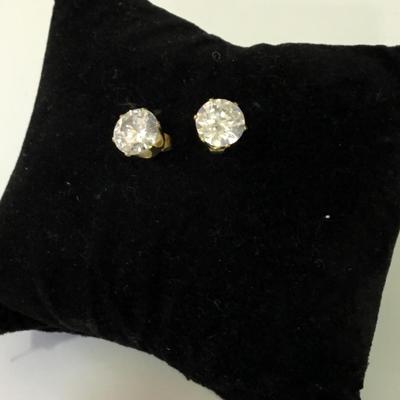 Beautiful, vintage, crystal rhinestone stud, earrings, gold toned