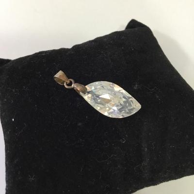 Gorgeous, vintage, crystal pendant
