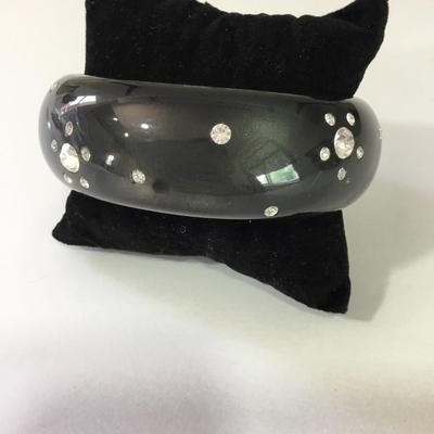Thick, chunky bangle bracelet
