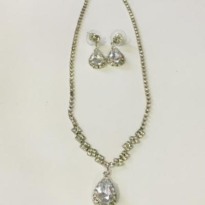 Rhinestone necklace and earring set
