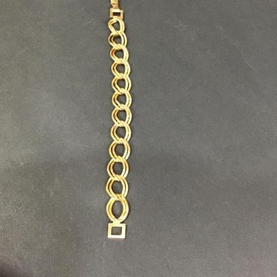 Gold tone bracelet