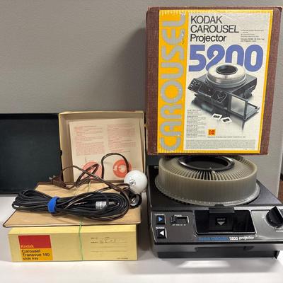 Kodak carousel projector 5200