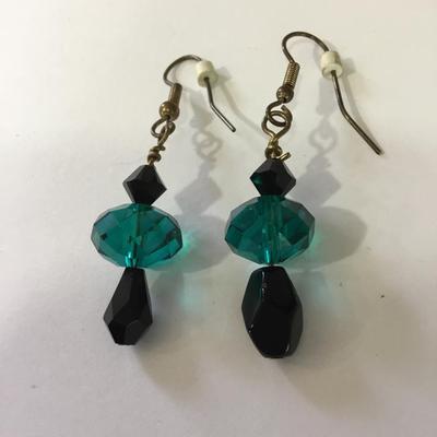 Beautiful crystal dangle earrings