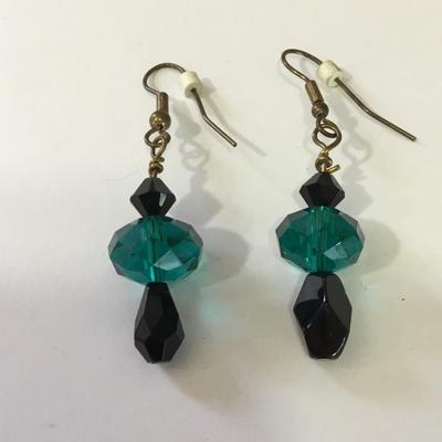 Beautiful crystal dangle earrings
