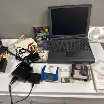Vintage Macintosh power book 3400 C With other electronics
