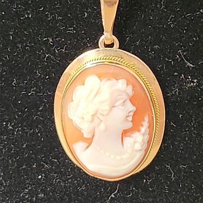 Cameo Pendant 14K Gold set